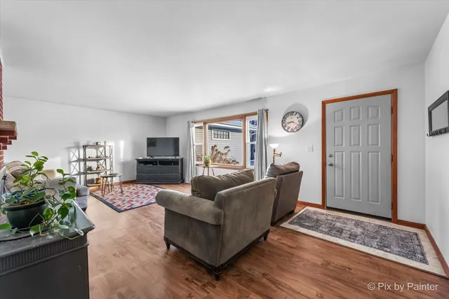 $258,000 | 125 West Carol Avenue, Cortland, IL 60112