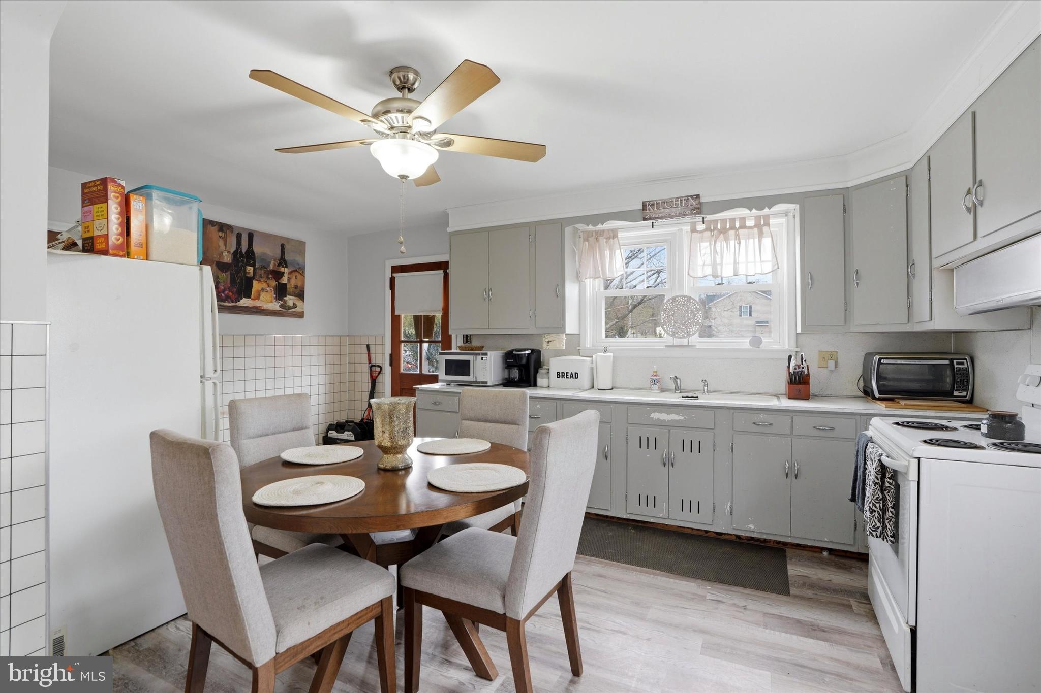 1937 Hoffmansville Road Frederick, PA 19435 - Photo 11 of 23