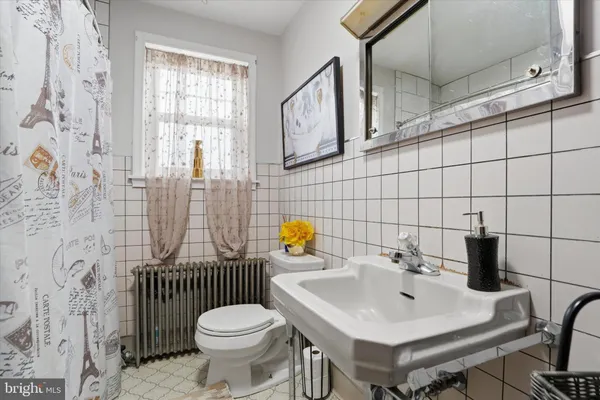 $374,900 | 1937 Hoffmansville Road, Frederick, PA 19435