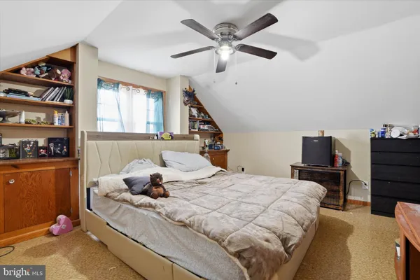 $374,900 | 1937 Hoffmansville Road, Frederick, PA 19435