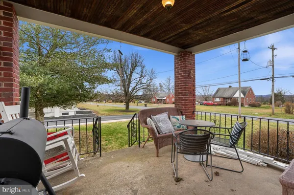 $374,900 | 1937 Hoffmansville Road, Frederick, PA 19435