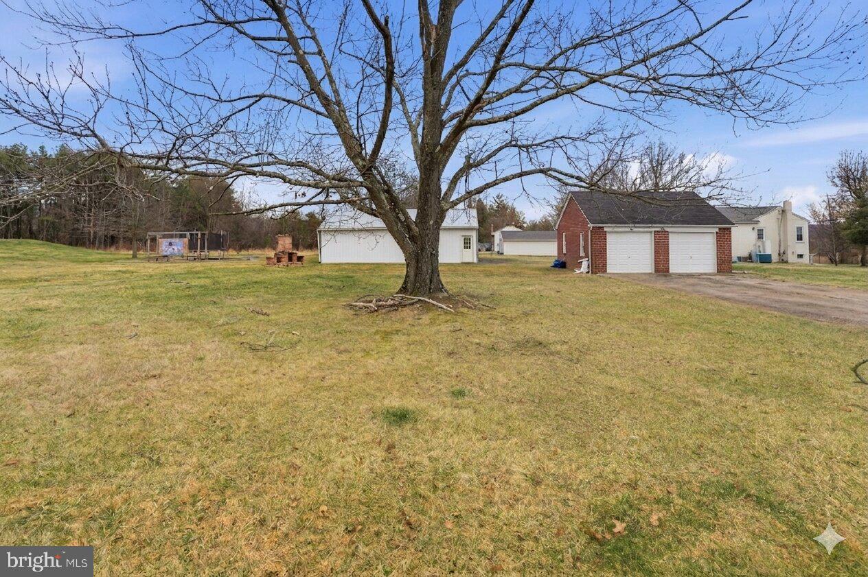 1937 Hoffmansville Road Frederick, PA 19435 - Photo 21 of 23