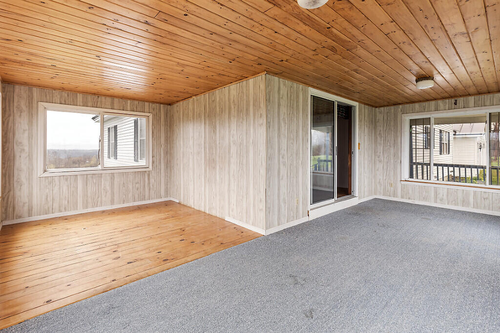 39 Joy Road Fairfield, ME 04937 - Photo 12 of 59 32_BP5A0525_DxO_mls