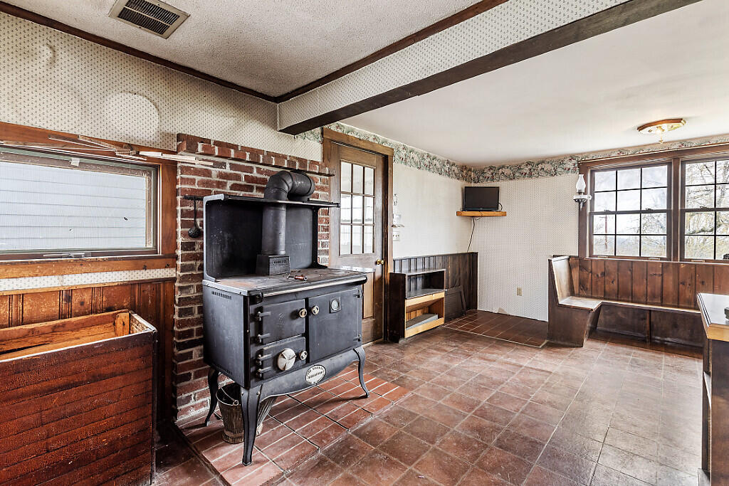 39 Joy Road Fairfield, ME 04937 - Photo 18 of 59 19_BP5A0486_DxO_mls