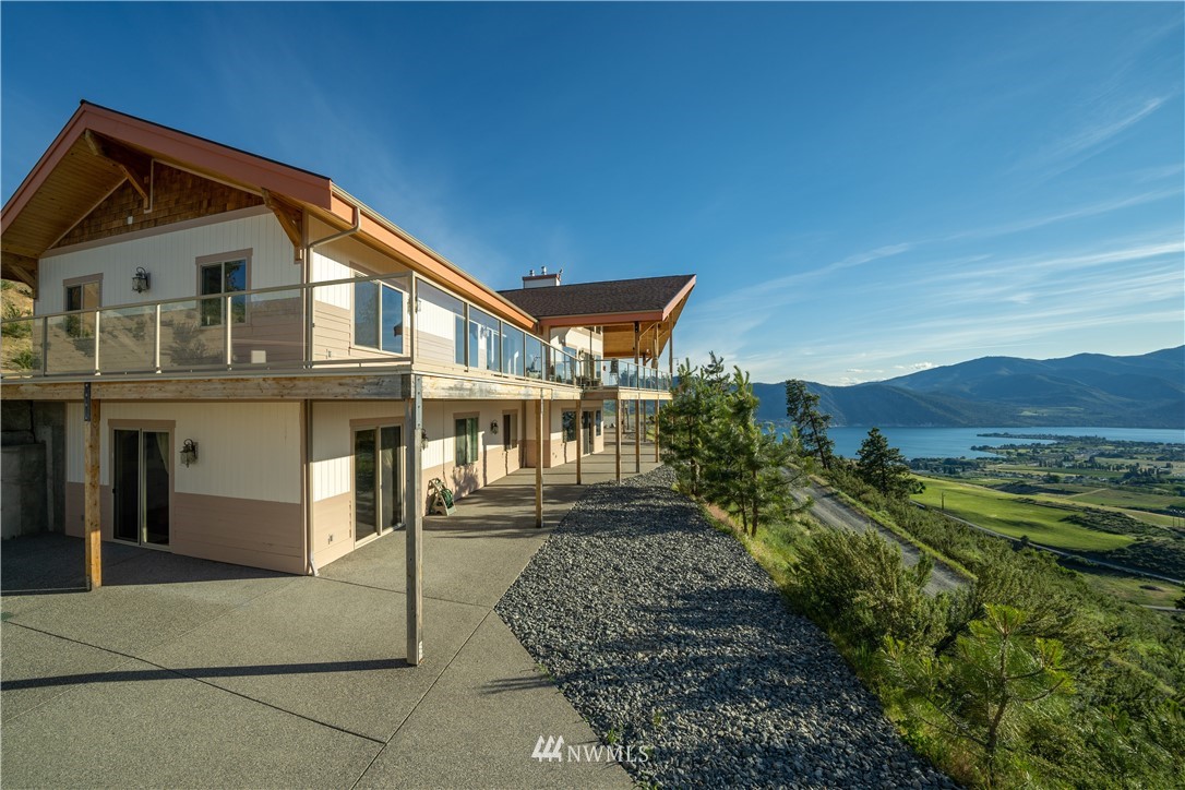 245 Boyd Loop Road Manson, WA 98831 - Photo 1 of 25 Gallery Image 1