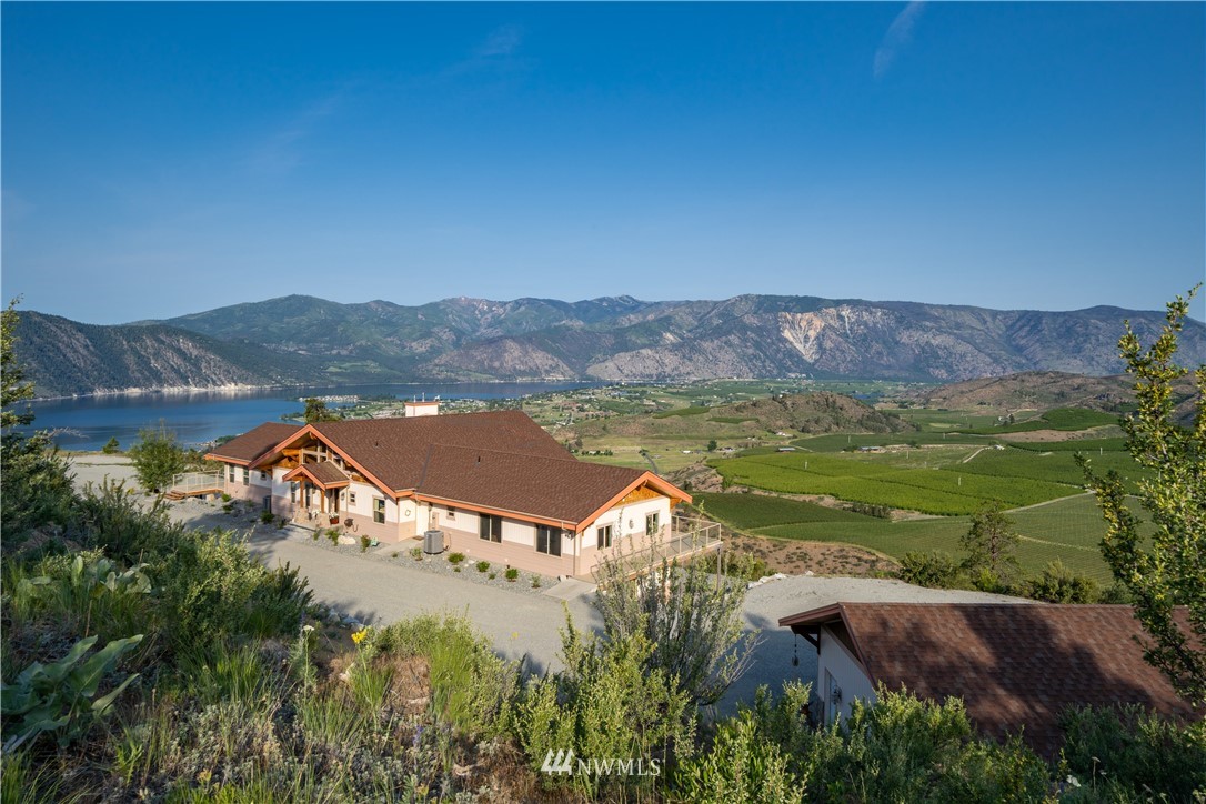 245 Boyd Loop Road Manson, WA 98831 - Photo 2 of 25 Gallery Image 2