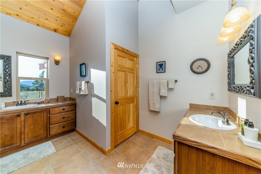 245 Boyd Loop Road Manson, WA 98831 - Photo 15 of 25 Gallery Image 15