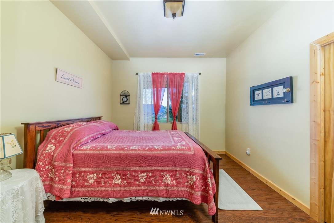 245 Boyd Loop Road Manson, WA 98831 - Photo 18 of 25 Gallery Image 18
