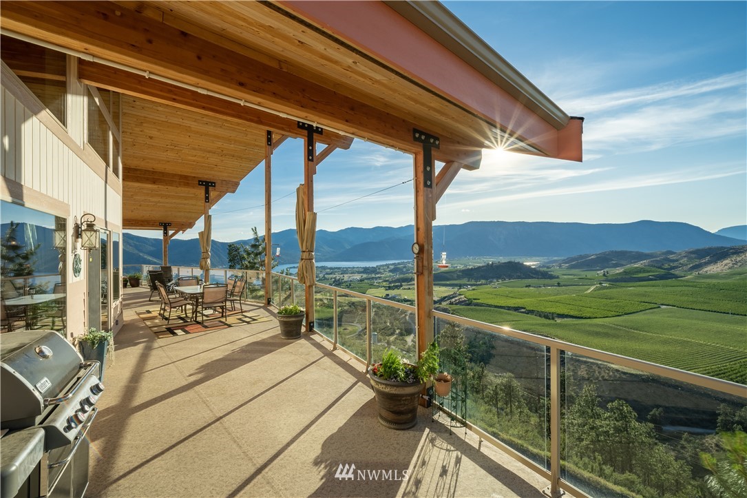 245 Boyd Loop Road Manson, WA 98831 - Photo 3 of 25 Gallery Image 3