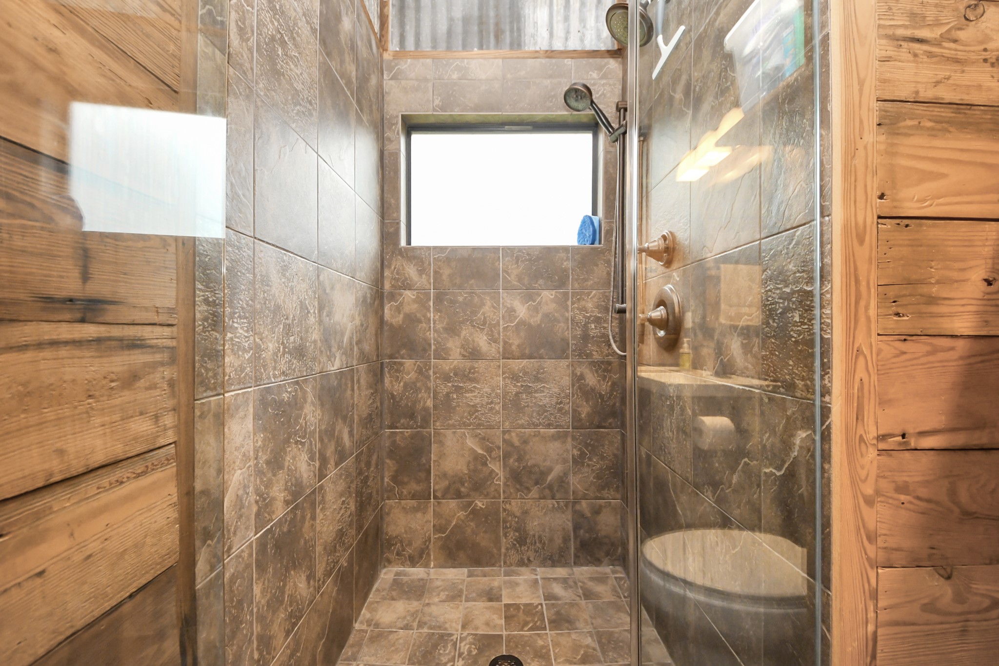 6403 Craigway Road Spring, TX 77389 - Photo 35 of 39 Guest house walk in shower
