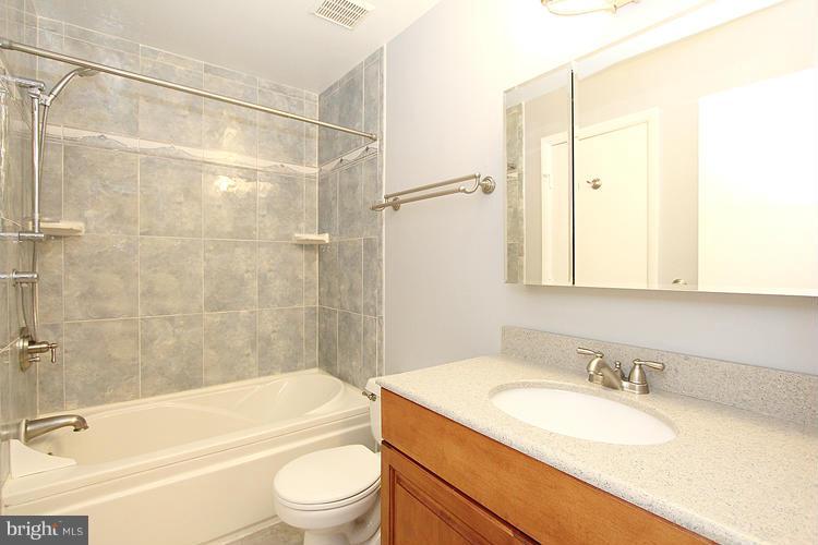 20200 Harbor Tree Road Gaithersburg, MD 20886 - Photo 18 of 30 Interior (General)