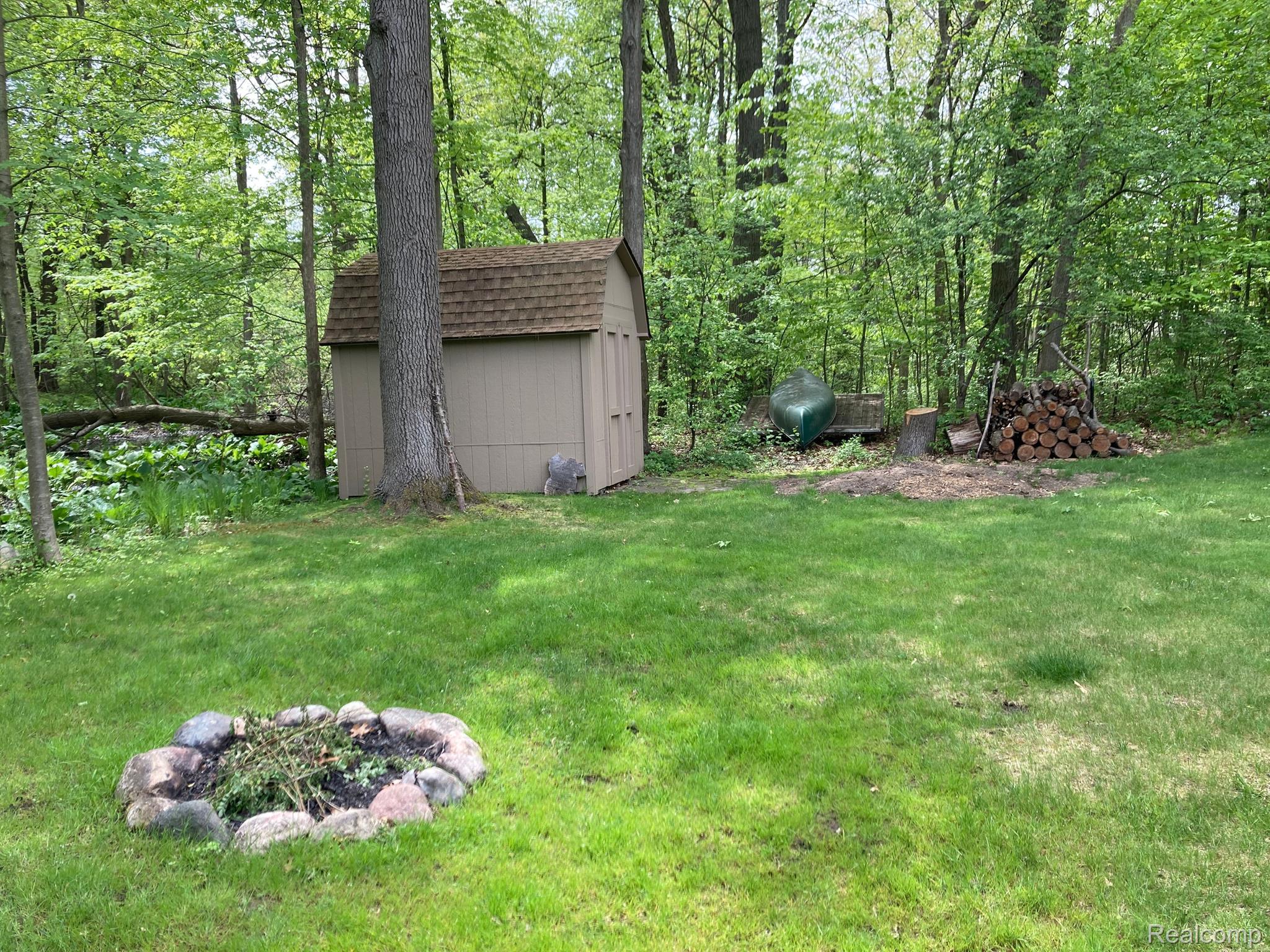 3893 Cheryl Drive Commerce Township, MI 48382 - Photo 46 of 52 Gallery Image 46