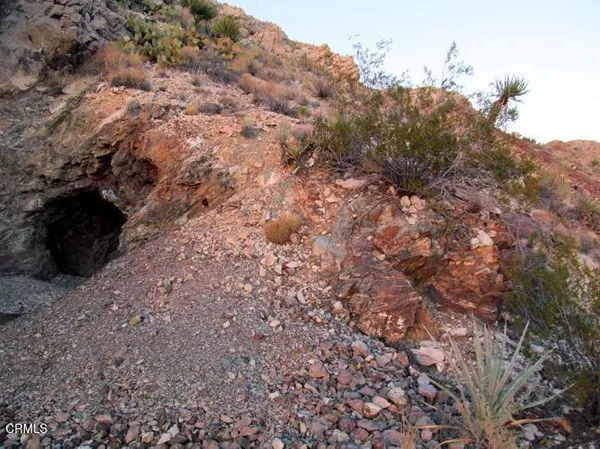 $1,249,000 | 9 Clark Mountain Road, Baker, CA 92309