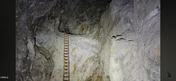 $1,249,000 | 9 Clark Mountain Road, Baker, CA 92309