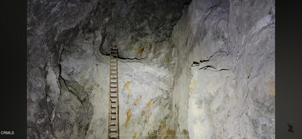 9 Clark Mountain Road Baker, CA 92309 - Photo 40 of 48 a bathroom with a shower