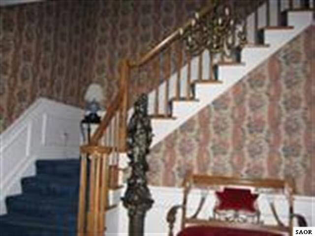 1123 Riverside Drive Owosso, MI 48867 - Photo 2 of 7 47044-1.JPG