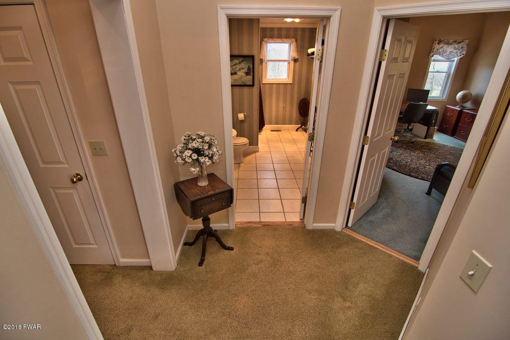 122 Rutledgedale Road Tyler Hill, PA 18469 - Photo 49 of 53 Hall Bath