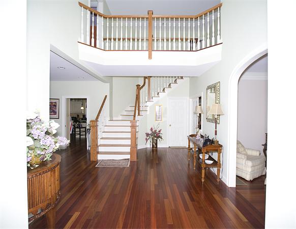 10 Greenbrier Road Manchester, MA 01944 - Photo 2 of 8 Gallery Image 2