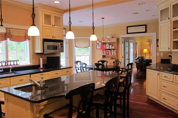 10 Greenbrier Road Manchester, MA 01944 - Photo 4 of 8 Gallery Image 4