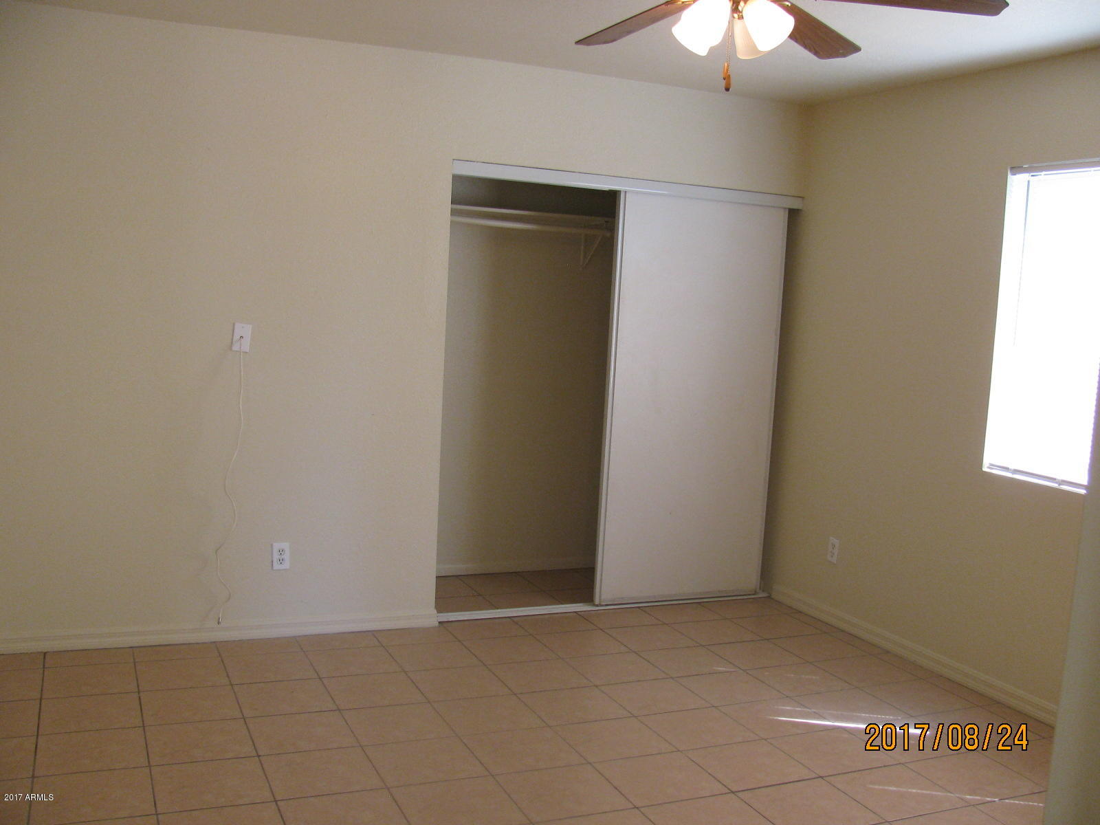 3041 West Granada Road Phoenix, AZ 85009 - Photo 13 of 26 LARGE MASTER BDRM (2)