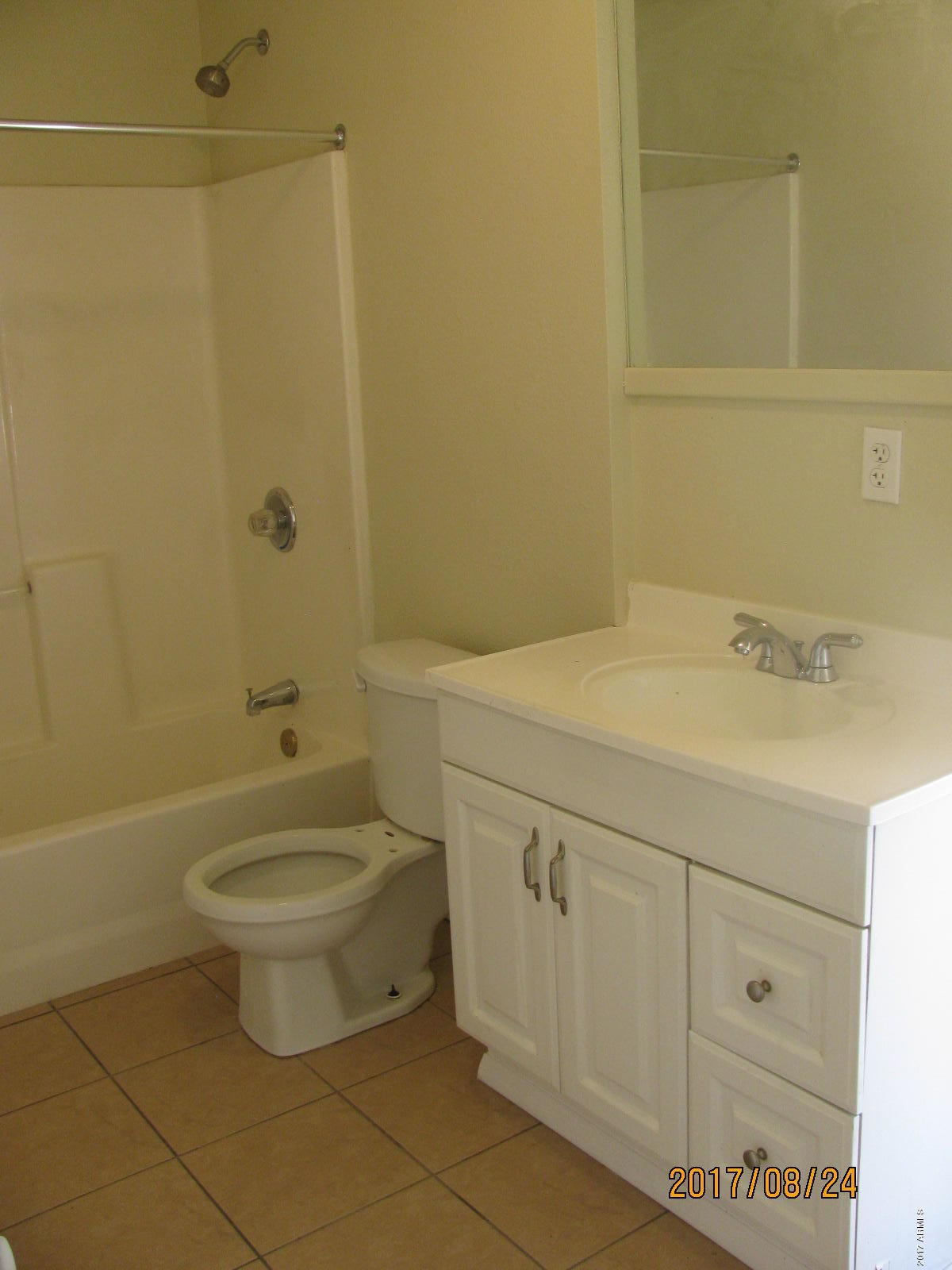 3041 West Granada Road Phoenix, AZ 85009 - Photo 15 of 26 MASTER BATH WITH NEW VANITY & TOILET (2)