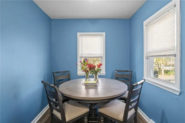 $185,000 | 2804 Northeast Parvin Road, Kansas City, MO 64117