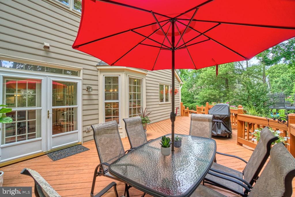 1133 Round Pebble Lane Reston, VA 20194 - Photo 26 of 31 PARTY DECK BIG ENOUGH FOR THE WHOLE NEIGHBORHOOD