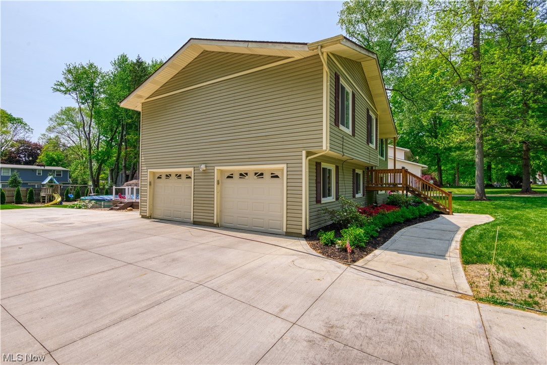 2392 Audubon Road Akron, OH 44320 - Photo 11 of 35