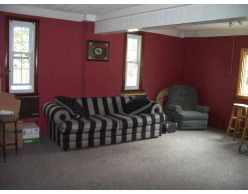 4 Gerald Road Stoneham, MA 02180 - Photo 7 of 15 Gallery Image 7
