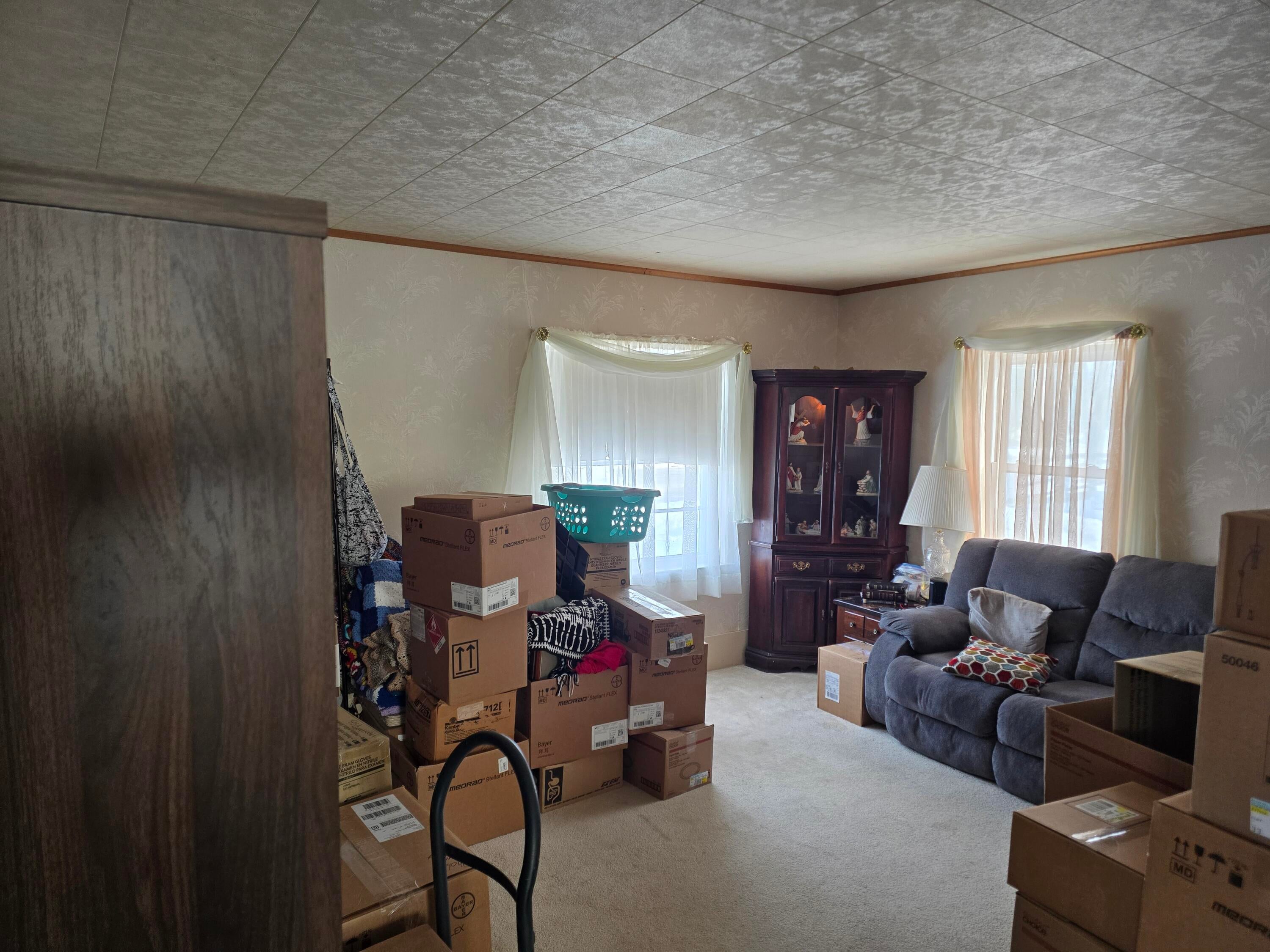 202 South Western Avenue Cheboygan, MI 49721 - Photo 23 of 26 20260324_173418