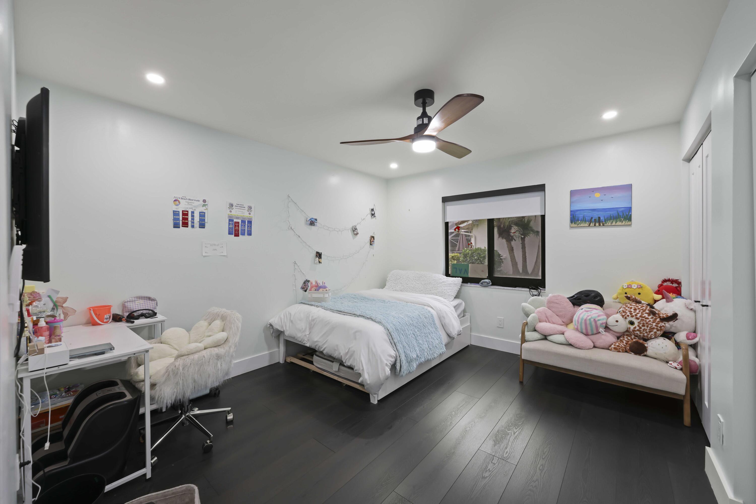 2708 Northwest 26th Circle Boca Raton, FL 33431 - Photo 17 of 24 Guest Bedroom 1