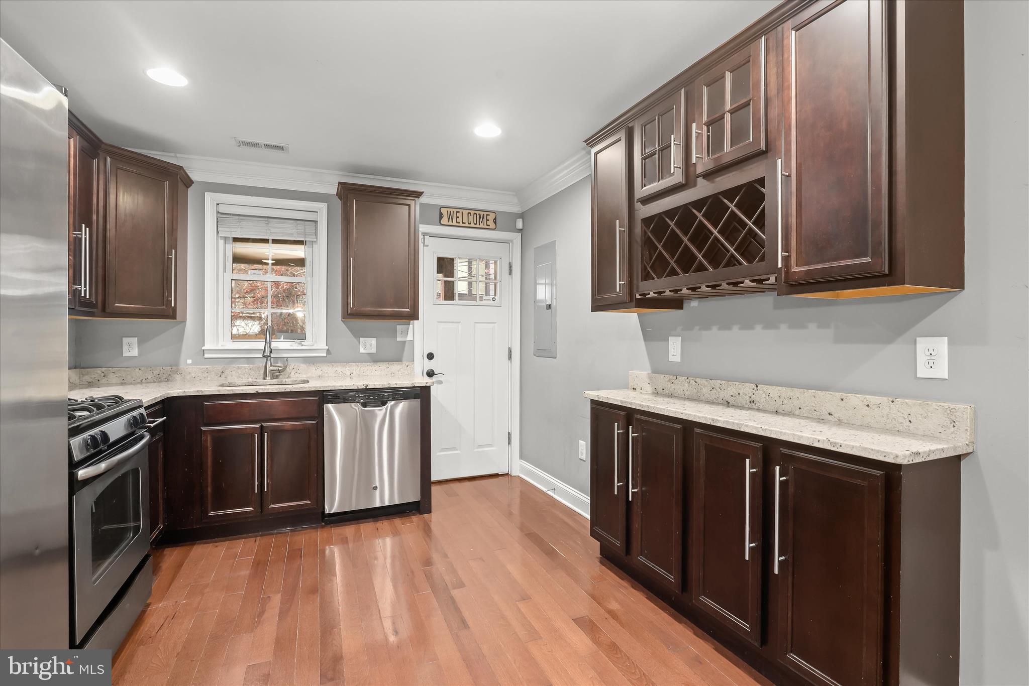 910 South Decker Avenue Baltimore, MD 21224 - Photo 14 of 60 Kitchen