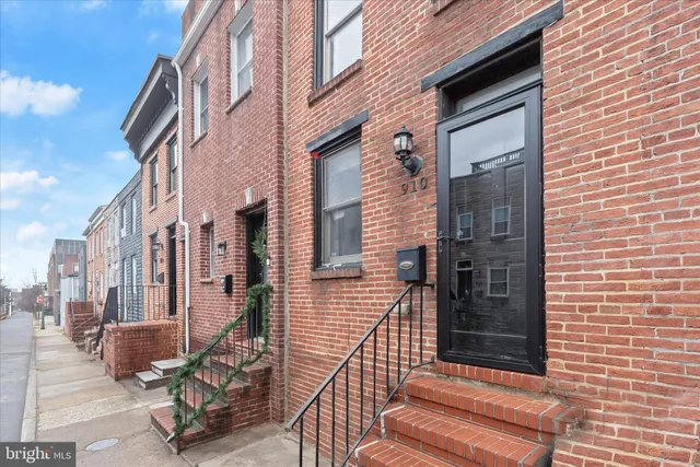$315,000 | 910 South Decker Avenue, Baltimore, MD 21224