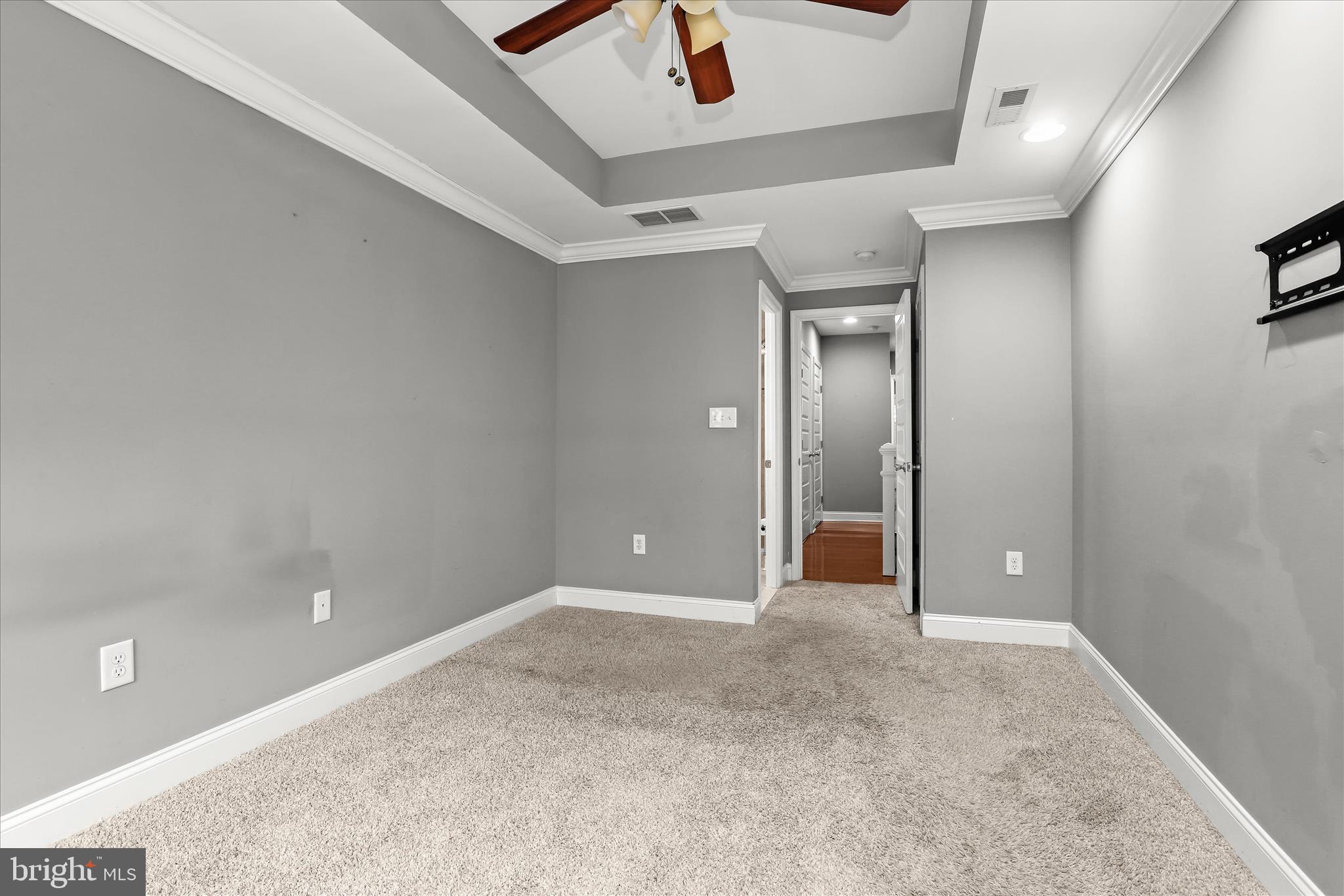 910 South Decker Avenue Baltimore, MD 21224 - Photo 19 of 60 Primary Bedroom Suite