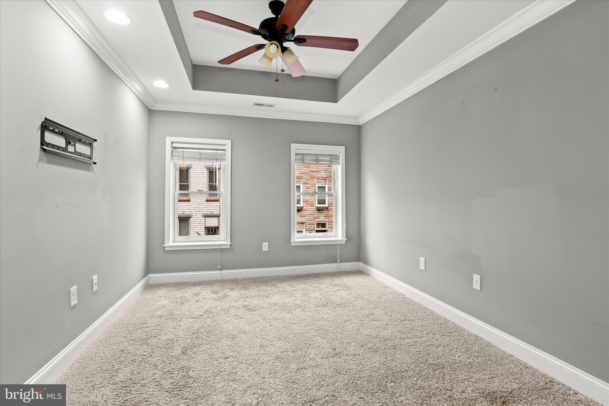 910 South Decker Avenue Baltimore, MD 21224 - Photo 20 of 60 Primary Bedroom Suite