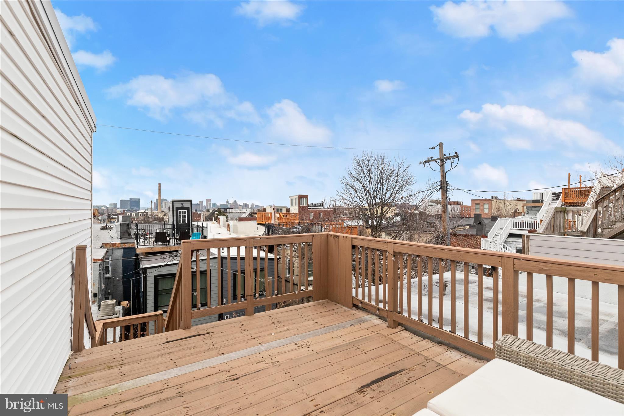 910 South Decker Avenue Baltimore, MD 21224 - Photo 35 of 60 Rooftop Deck