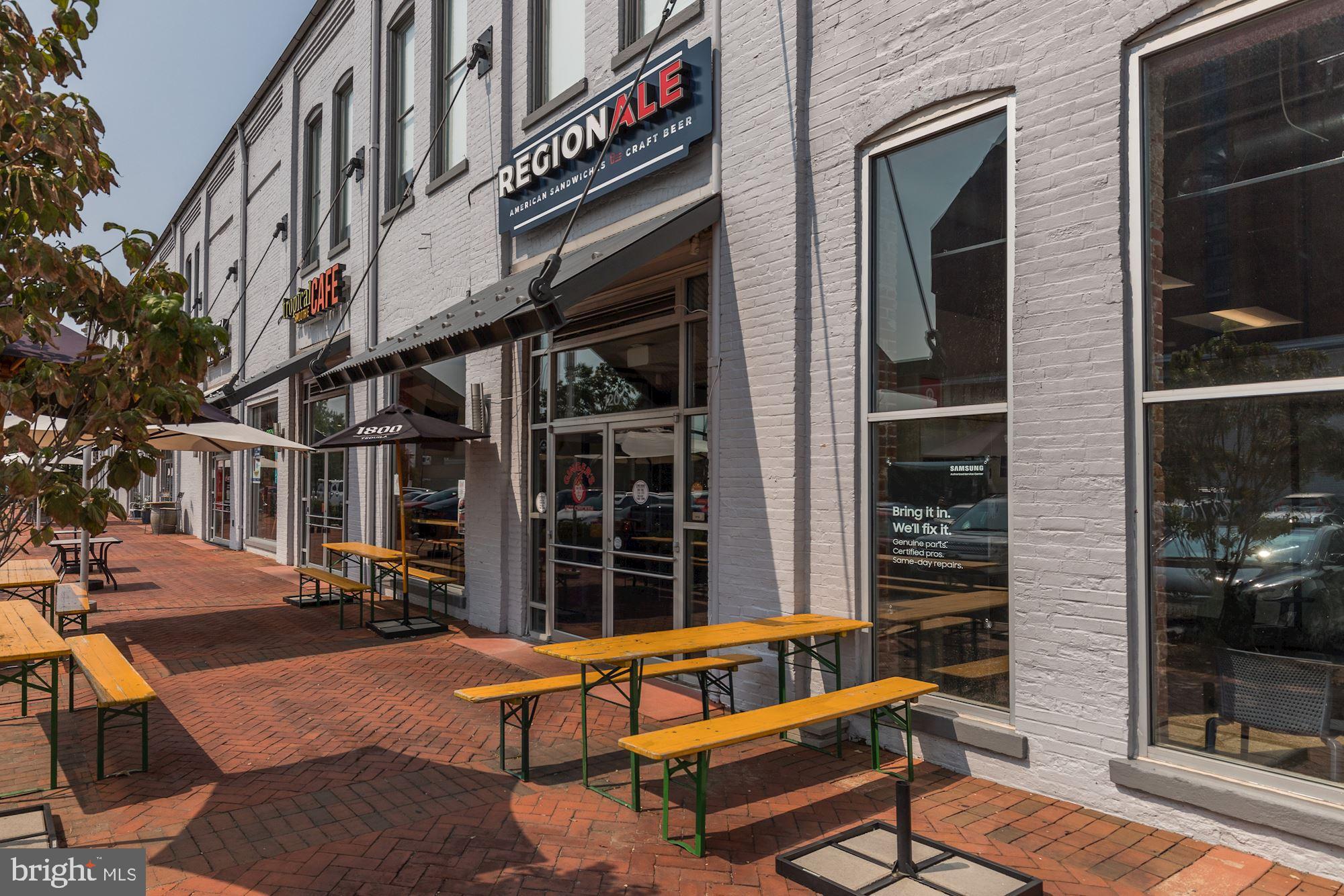 910 South Decker Avenue Baltimore, MD 21224 - Photo 51 of 60 Local Ale House