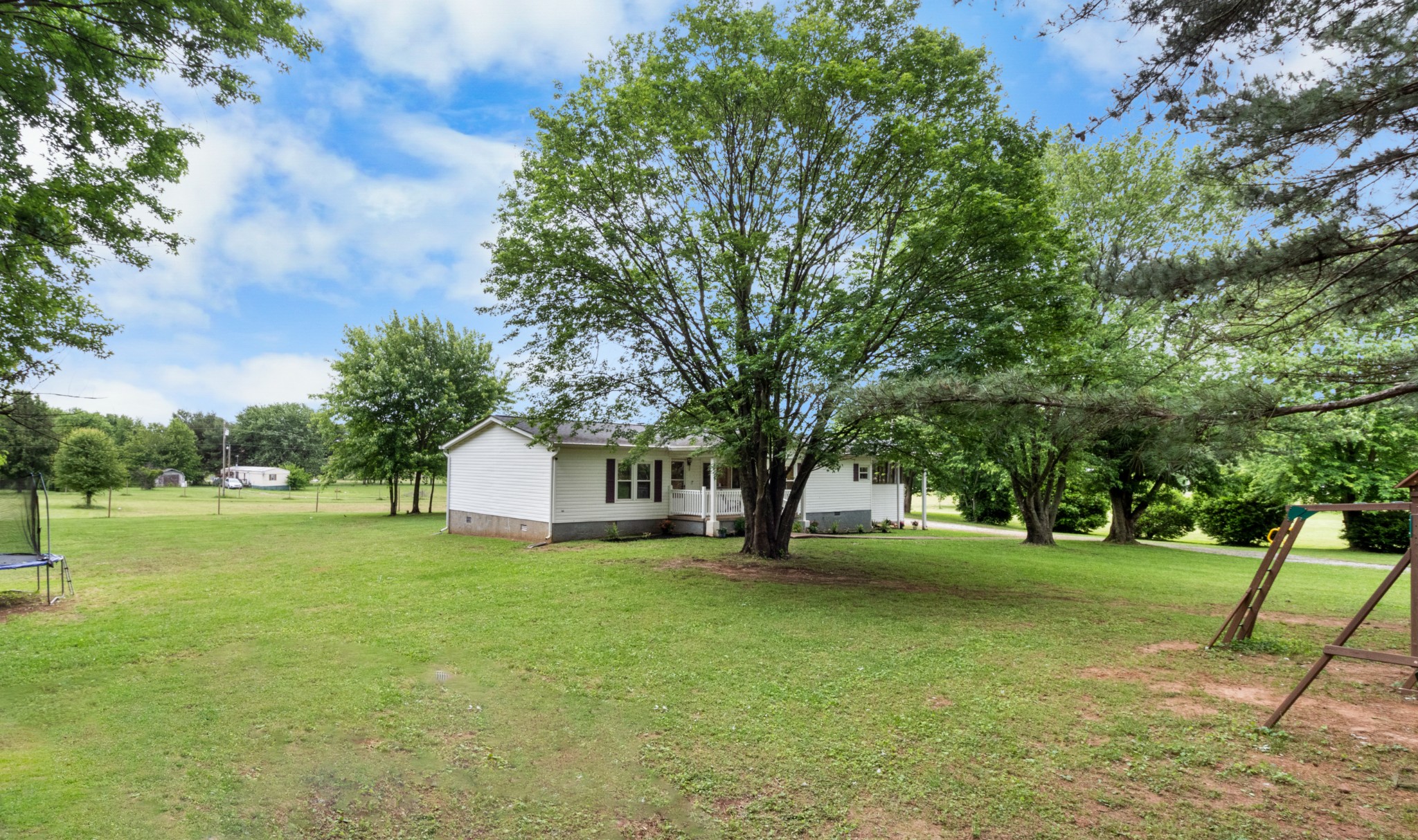 5674 Lakeview Road Springfield, TN 37172 - Photo 11 of 54 a view of a house with a yard