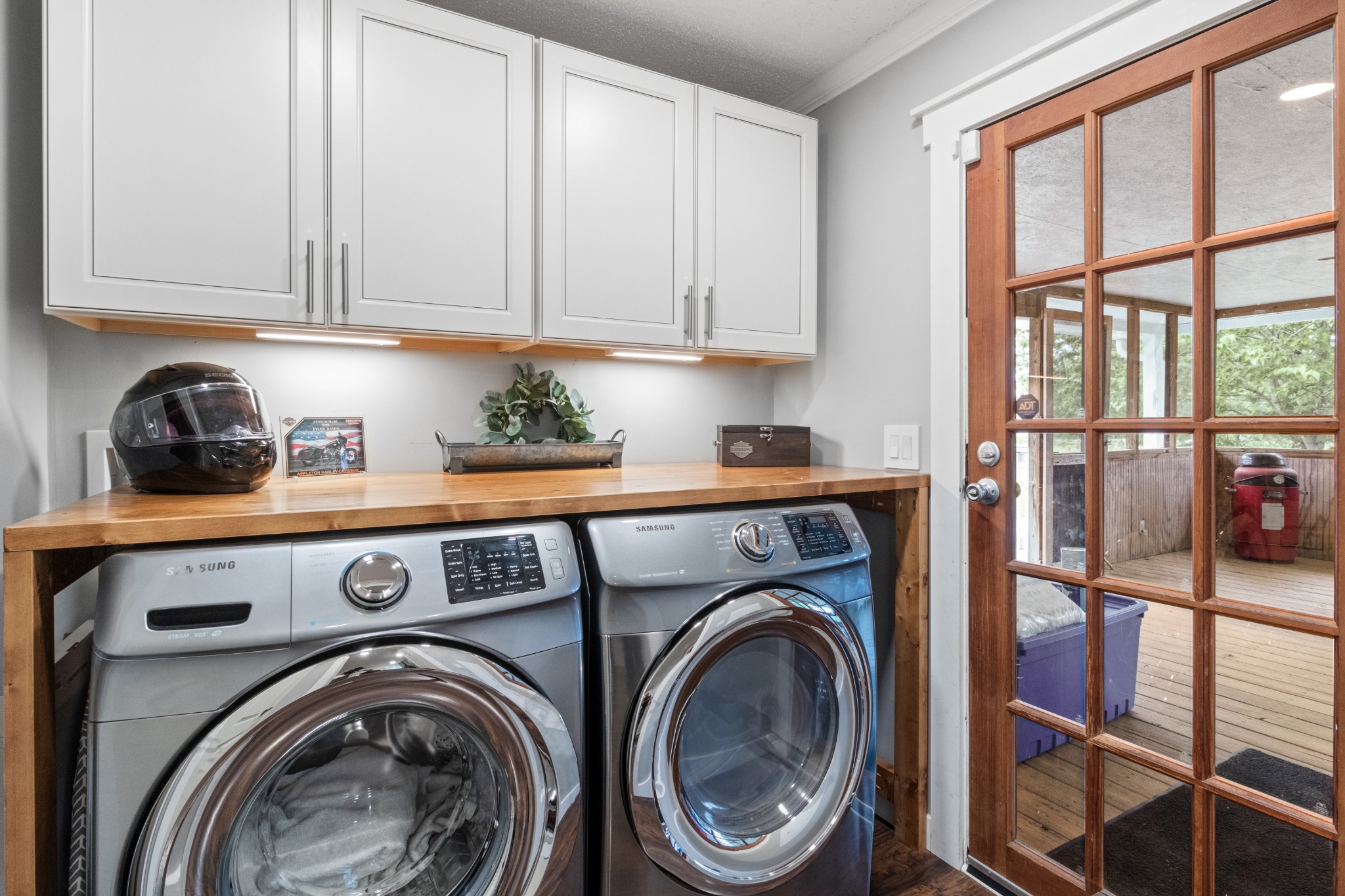 5674 Lakeview Road Springfield, TN 37172 - Photo 38 of 54 a utility room with dryer and washer