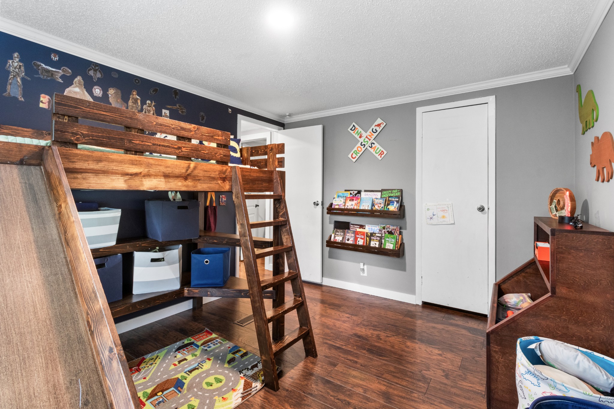5674 Lakeview Road Springfield, TN 37172 - Photo 43 of 54 a view of a room with gym equipment