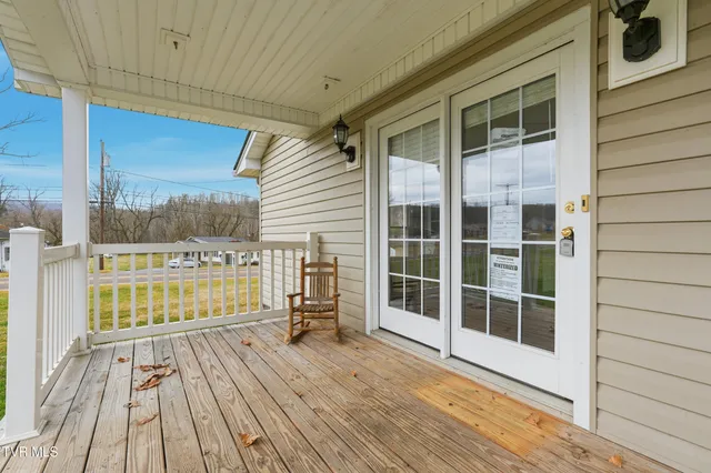 $189,900 | 2245 Saltville Highway, Saltville, VA 24370