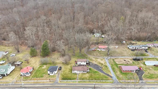 $189,900 | 2245 Saltville Highway, Saltville, VA 24370