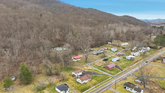 $189,900 | 2245 Saltville Highway, Saltville, VA 24370