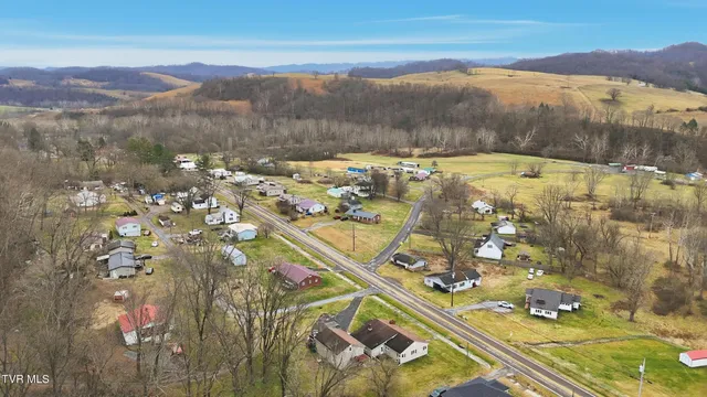 $189,900 | 2245 Saltville Highway, Saltville, VA 24370