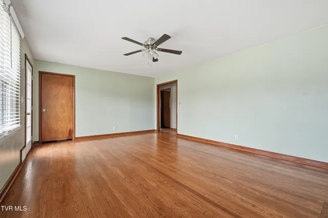 $189,900 | 2245 Saltville Highway, Saltville, VA 24370