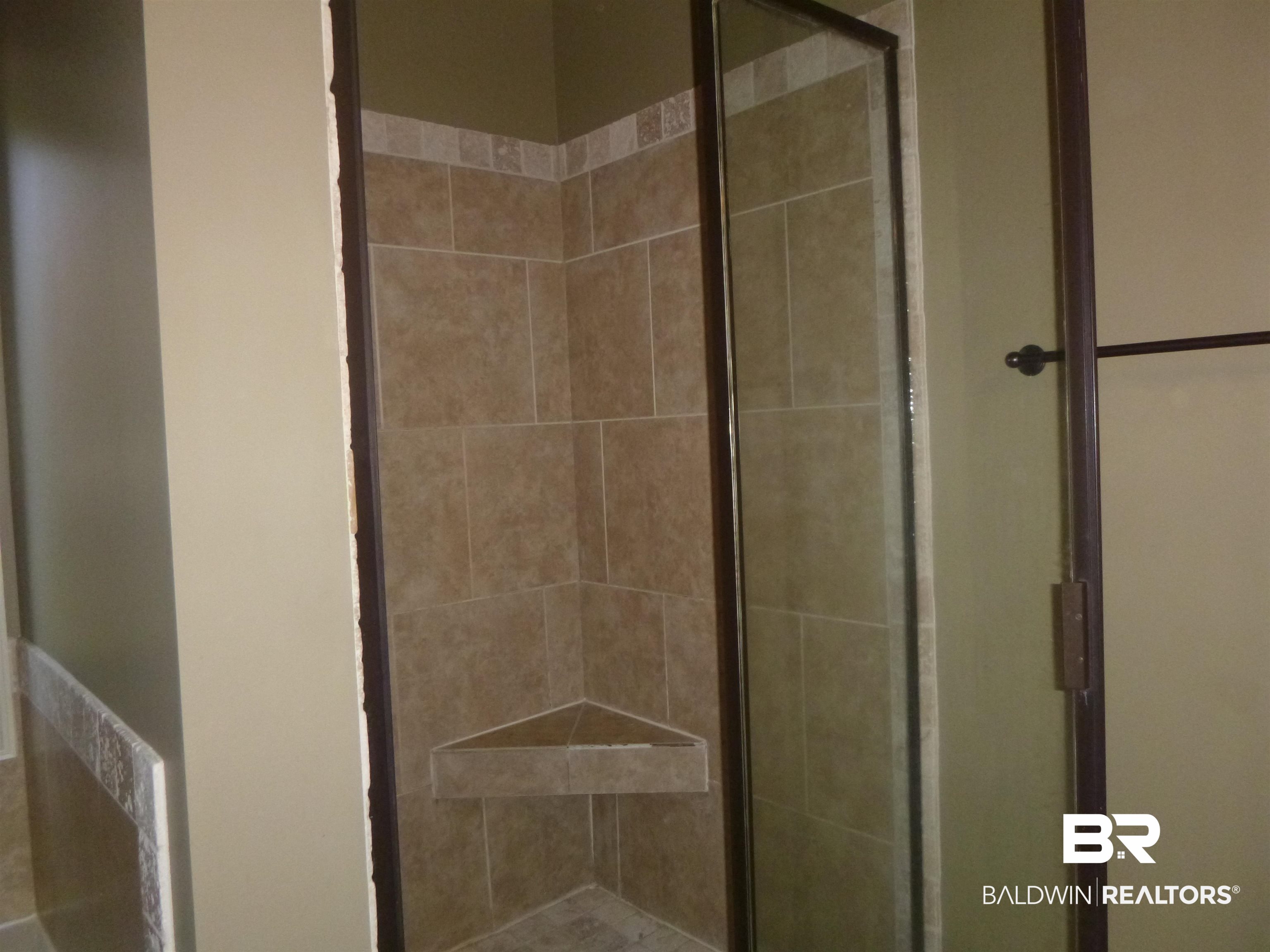 8818 Rosedown Lane Daphne, AL 36526 - Photo 21 of 33 Separate Tile Shower
