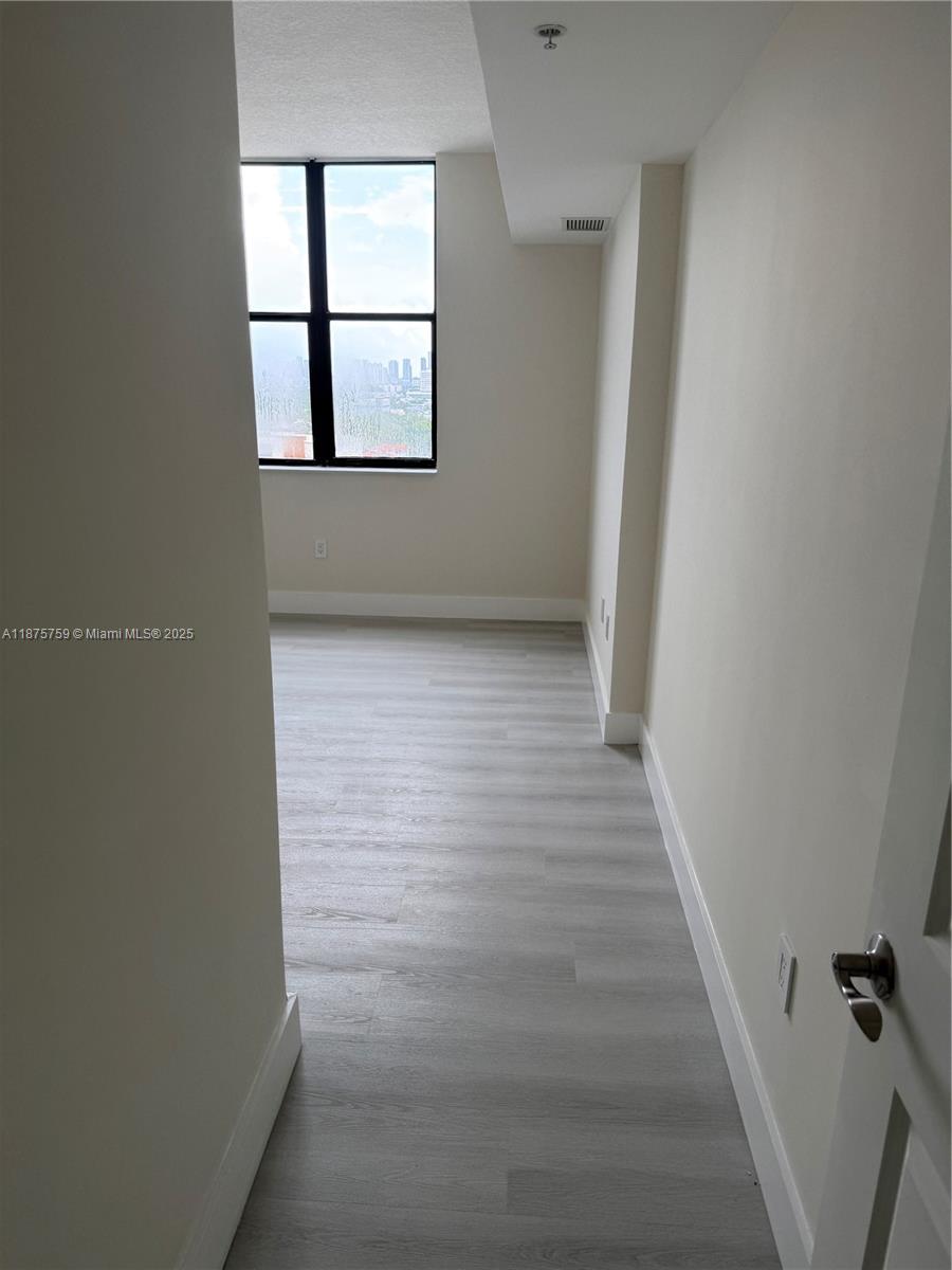 888 Douglas Road, Unit 1502 Coral Gables, FL 33134 - Photo 11 of 33