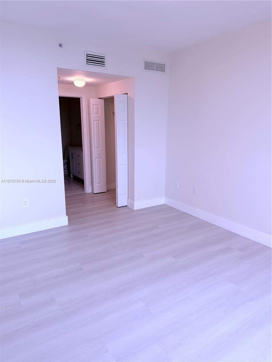 888 Douglas Road, Unit 1502 Coral Gables, FL 33134 - Photo 23 of 33