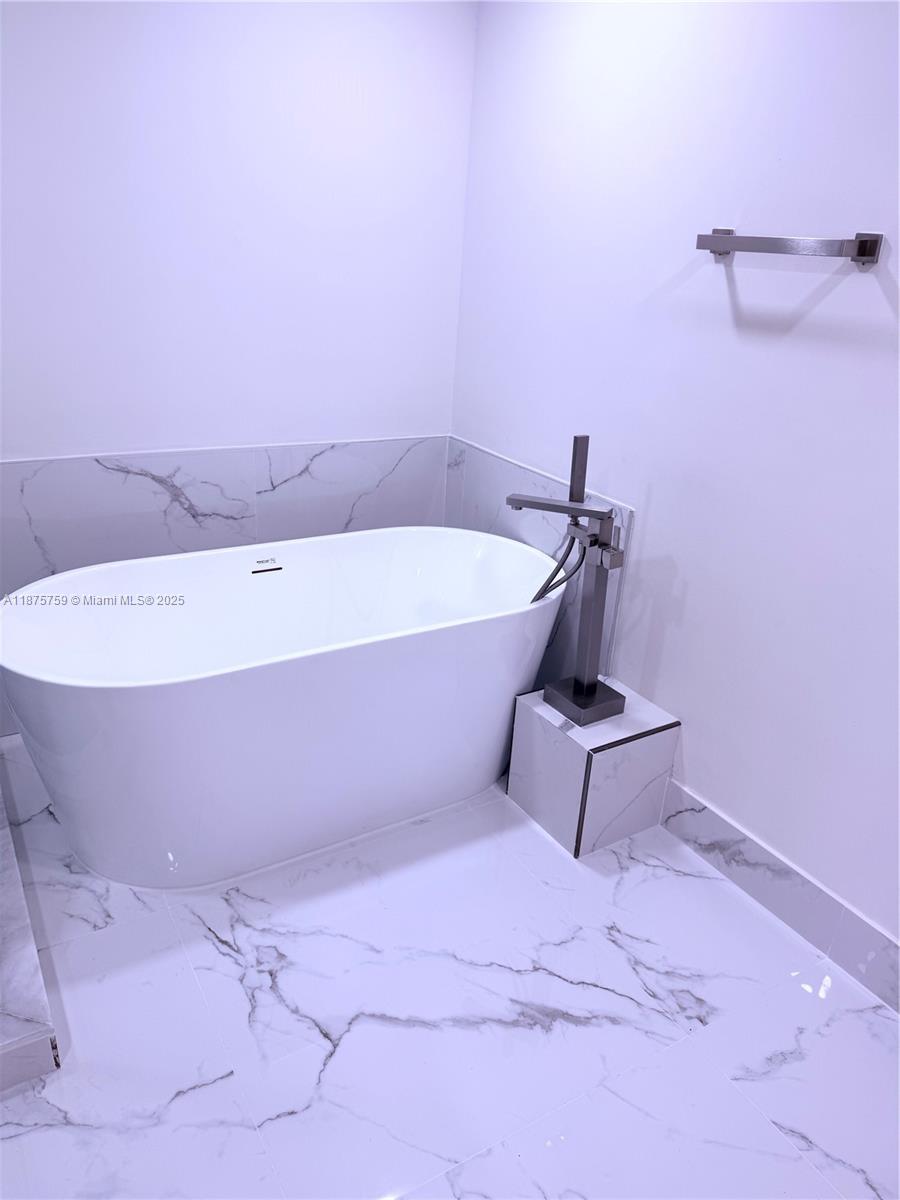 888 Douglas Road, Unit 1502 Coral Gables, FL 33134 - Photo 24 of 33