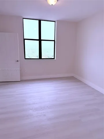 $530,000 | 888 Douglas Road, Unit 1502, Coral Gables, FL 33134